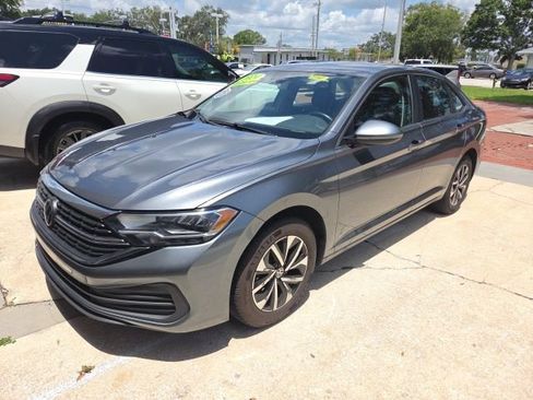 Used 2024 Volkswagen Jetta S FWD image 13