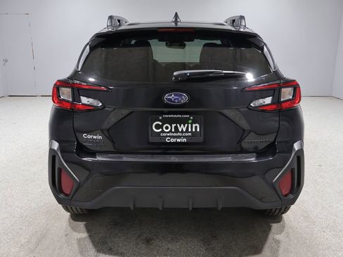 Used 2026 Subaru Crosstrek 2.0i Premium AWD/4WD image 3