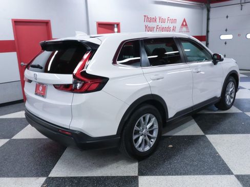 Used 2023 Honda CR-V EX image 8