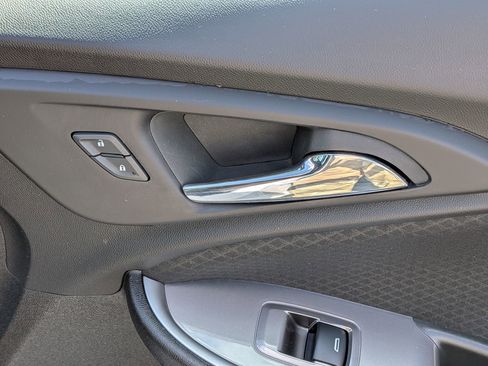 Used 2024 Chevrolet Malibu LT FWD image 33
