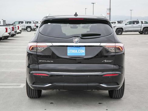 Used 2023 Buick Enclave Avenir w/ Avenir Technology Package FWD image 7