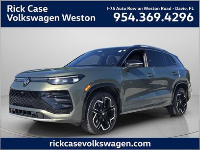 Used 2025 Volkswagen Tiguan SEL R-Line