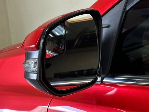 Used 2017 Toyota RAV4 XLE w/ All Weather Liner Package image 46