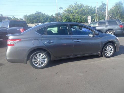 Used 2015 Nissan Sentra SV w/ Style Package image 3