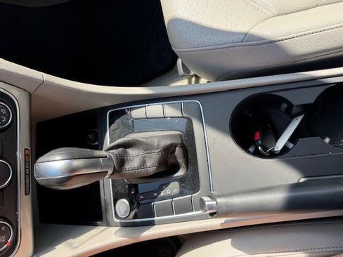 Used 2015 Volkswagen Passat 1.8T Limited Edition image 33