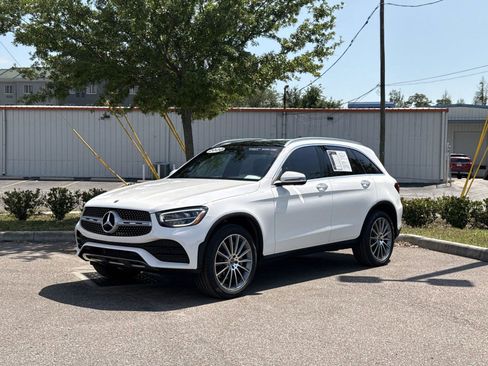 Certified 2020 Mercedes-Benz GLC 300 image 1