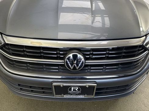 Used 2023 Volkswagen Jetta SE FWD image 26