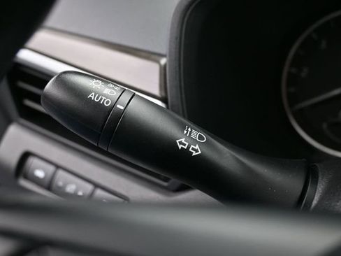 Used 2023 Nissan Altima 2.5 SV image 23