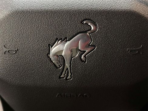 Used 2023 Ford Bronco Base image 21