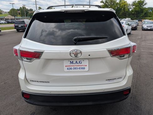 Used 2016 Toyota Highlander Limited AWD/4WD image 5