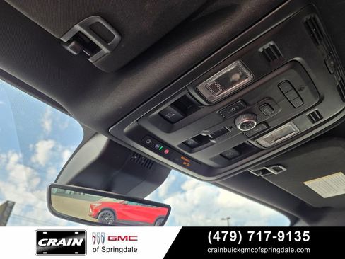Used 2023 GMC Yukon Denali Ultimate AWD/4WD image 20