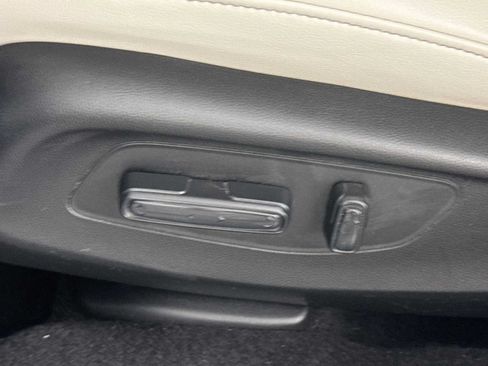 Used 2024 Honda HR-V EX-L image 15