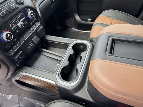 Used 2022 Chevrolet Silverado 2500 High Country w/ LPO, Hitch Package image 24