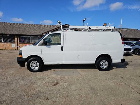 Used 2019 Chevrolet Express 2500 w/ Driver Convenience Package image 2
