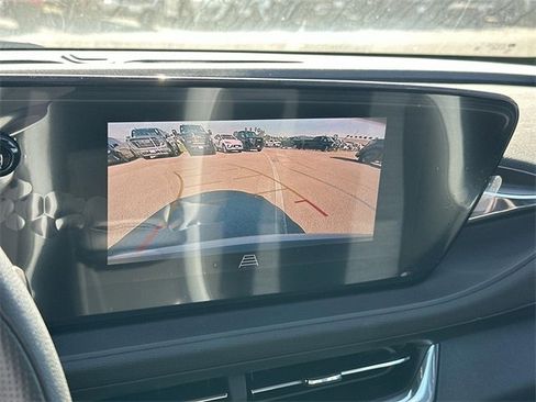 New 2025 Buick Envista Preferred image 13