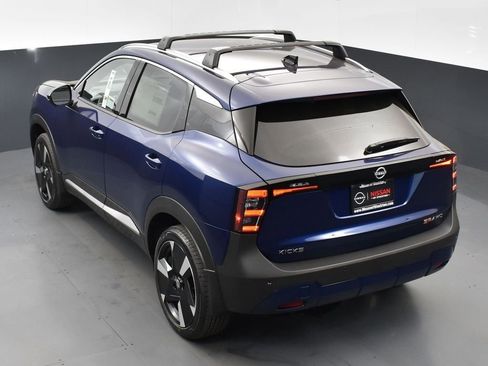 New 2026 Nissan Kicks SR w/ Cold Weather Package AWD/4WD image 49