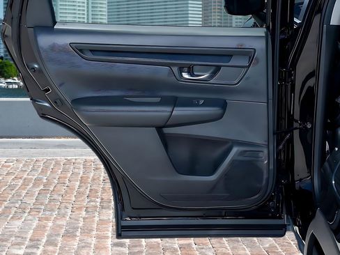 Certified 2025 Honda CR-V EX image 6