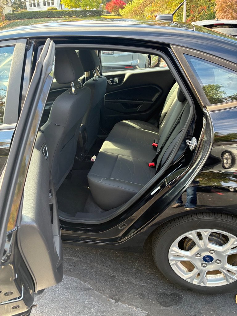 Used 2016 Ford Fiesta SE FWD image 23