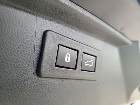 Used 2023 Subaru Outback Limited image 29