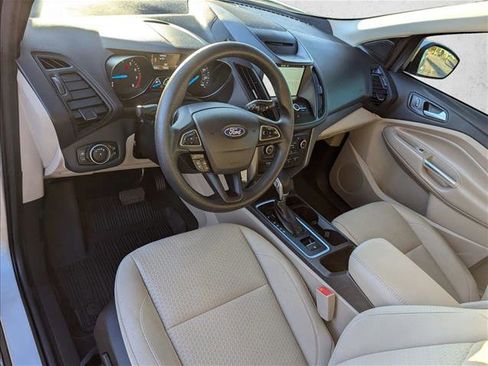 Used 2018 Ford Escape SE w/ SE Sync 3 Package image 10
