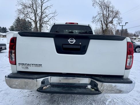 Used 2016 Nissan Frontier S image 6
