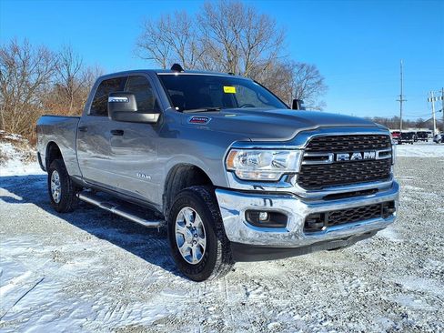 Used 2024 RAM 2500 Big Horn w/ Bed Utility Group image 43