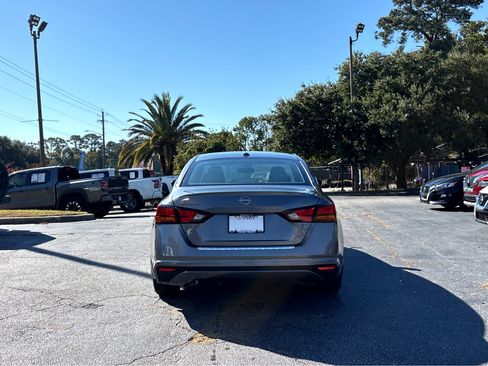 Used 2023 Nissan Altima 2.5 SV image 22