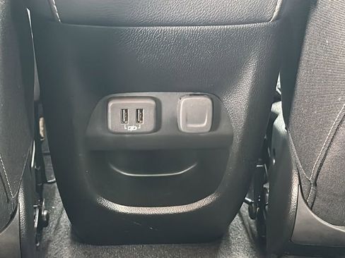 Used 2022 Chevrolet Colorado LT w/ LT Convenience Package image 21