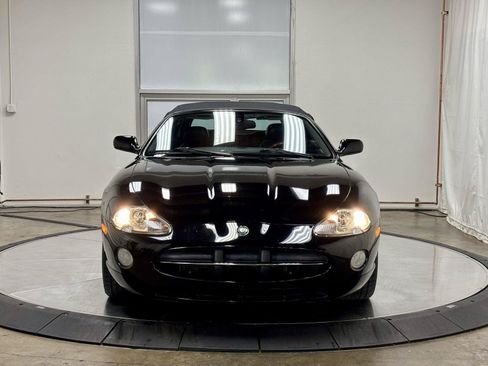 Used 2005 Jaguar XK8 Convertible RWD image 12