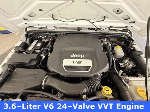 Certified 2018 Jeep Wrangler Unlimited Sport S image 39