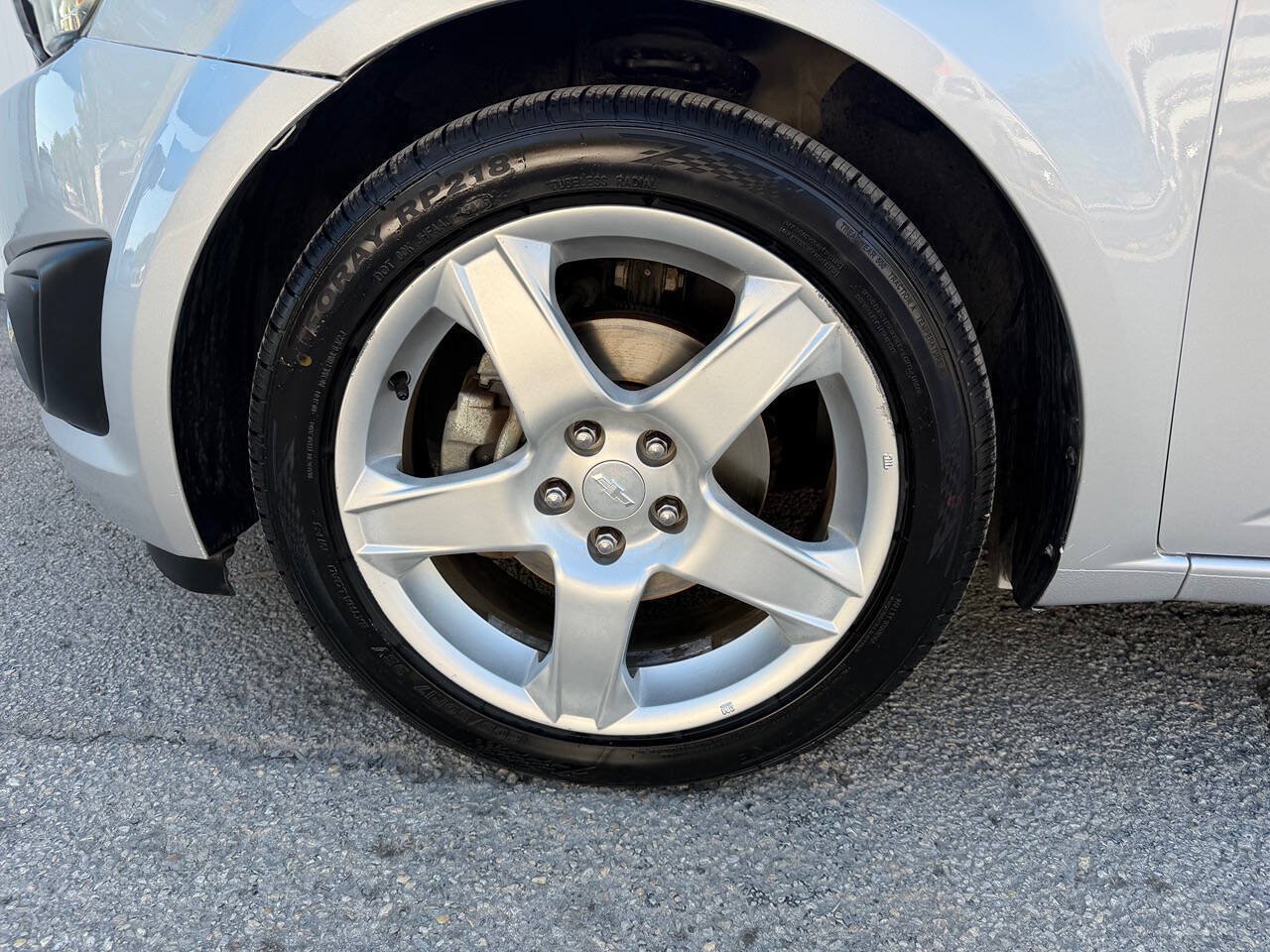 Used 2014 Chevrolet Sonic LTZ FWD image 33