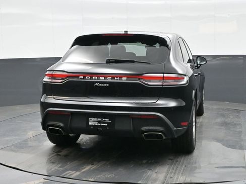 Certified 2025 Porsche Macan image 6