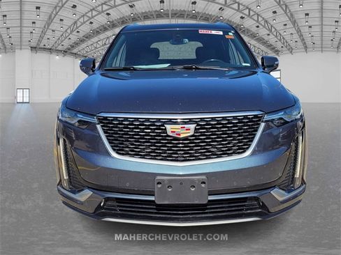 Used 2020 Cadillac XT6 Premium Luxury image 2
