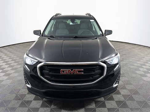 Used 2018 GMC Terrain SLE w/ Driver Convenience Package image 2