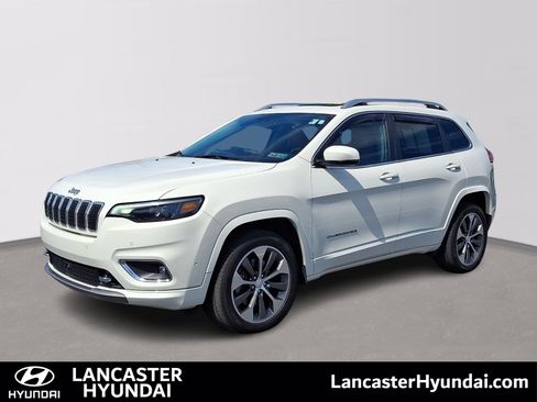 Used 2019 Jeep Cherokee Overland w/ Technology Group AWD/4WD image 1