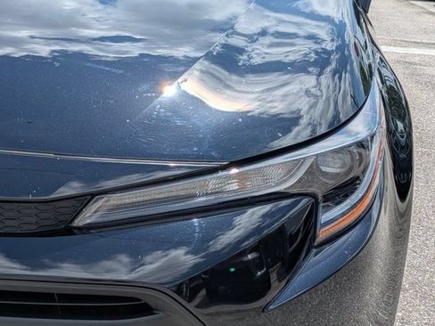Used 2025 Toyota Corolla LE FWD image 10