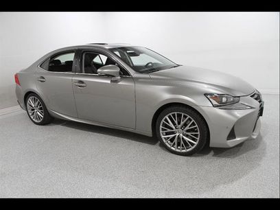 Used 2018 Lexus IS 300 AWD w/ Comfort Package