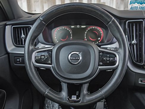 Used 2018 Volvo XC60 T5 R-Design w/ Convenience Package AWD/4WD image 13