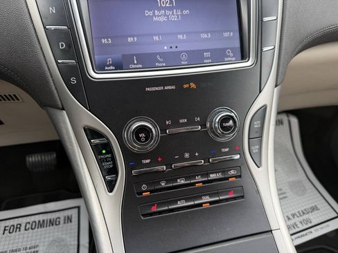 Used 2020 Lincoln Nautilus FWD w/ Equipment Group 101A image 29