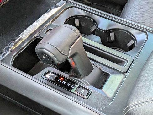 Used 2025 Ford F150 Lariat AWD/4WD image 26