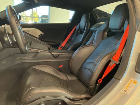 Used 2021 Chevrolet Corvette Stingray Premium Conv w/ 3LT image 10