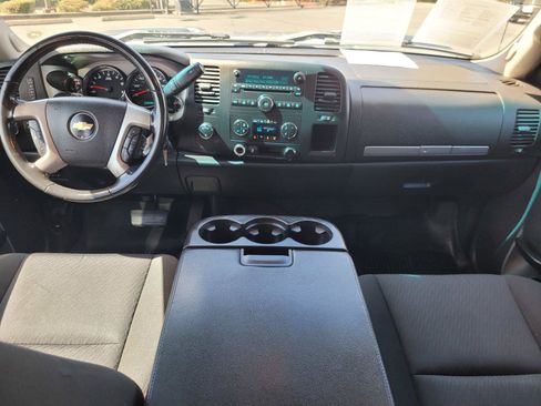 Used 2013 Chevrolet Silverado 2500 LT w/ Interior Plus Package AWD/4WD image 15