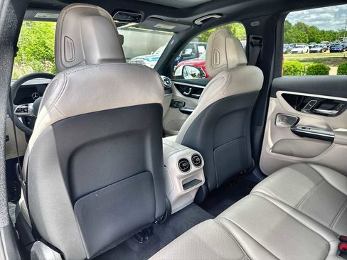New 2026 Mercedes-Benz GLC 300 image 18