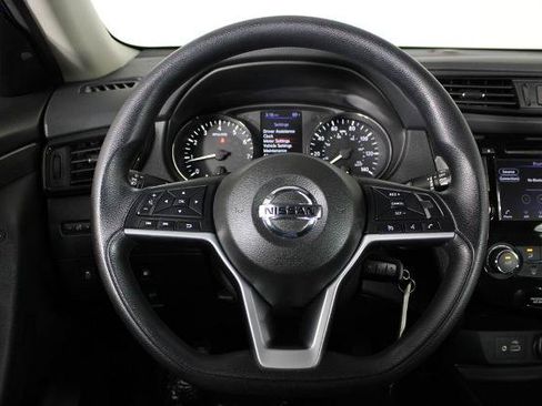 Certified 2020 Nissan Rogue S FWD image 24