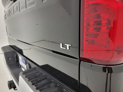 Used 2025 Chevrolet Silverado 1500 LT AWD/4WD image 24