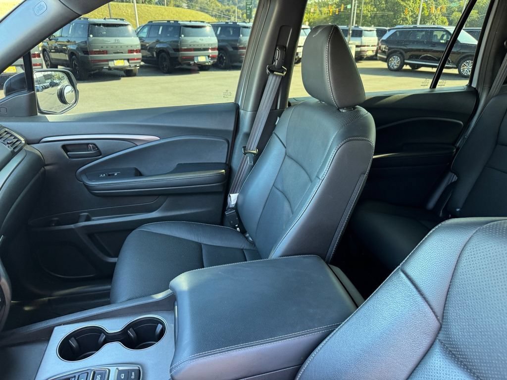 Used 2024 Honda Passport EX-L image 10