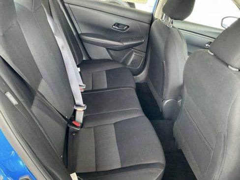 Used 2025 Nissan Sentra SV FWD image 17