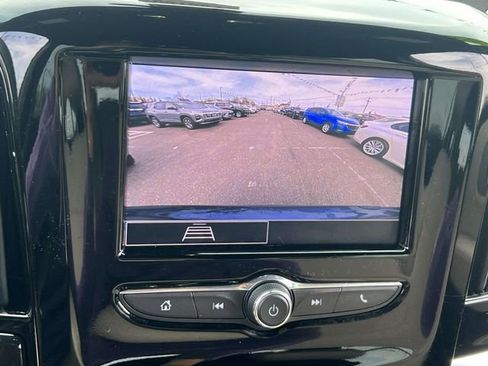 Certified 2023 Chevrolet Traverse LS FWD image 28
