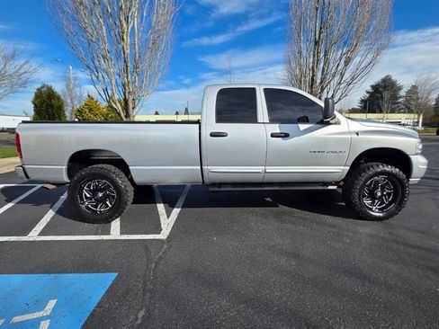 Used 2005 Dodge Ram 2500 Truck SLT image 4
