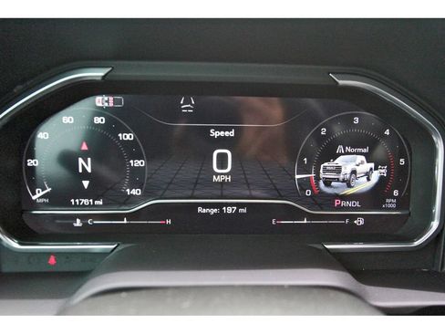 Used 2025 GMC Sierra 2500 AT4X AWD/4WD image 15
